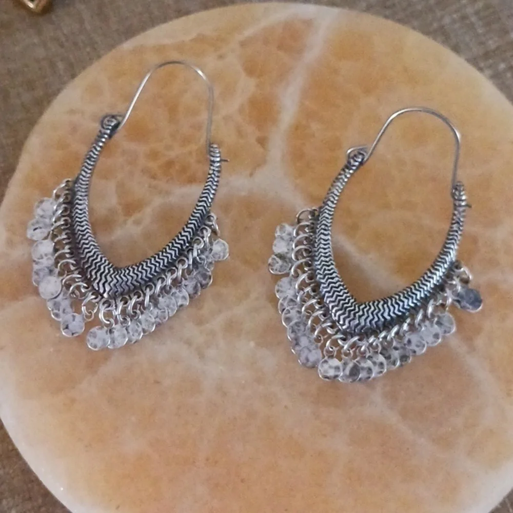 Vintage Large Silver Tone Earrings - Picture 1 of 6